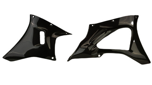 Lower Side Panels in Glossy Twill Weave  Carbon Fiber for Yamaha R7
