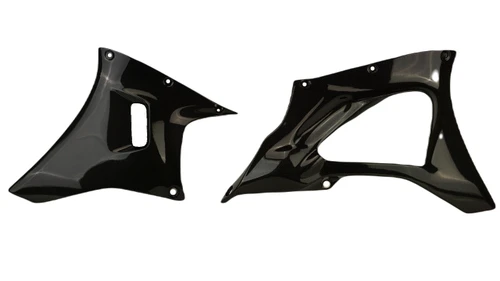 Lower Side Panels in Glossy Twill Weave  Carbon Fiber for Yamaha R7  2022-2025