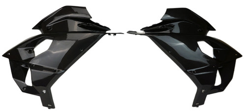 Large Inner Side Panels in Glossy Twill Weave Carbon Fiber for Aprilia RS457

