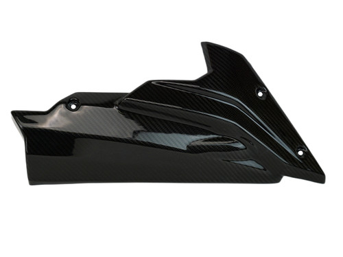 Right Side of Belly Pan Sides in Glossy Twill Weave Carbon Fiber for Suzuki GSX-8S (SERT version)