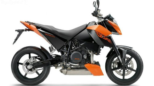 2012-ktm-690-duke-.jpg