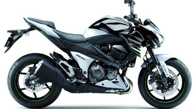 2014-kawasaki-z800.jpg