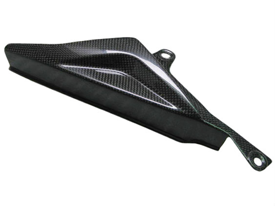 aprilia-rsvr-carbon-fiber-upper-chain-guard.jpg