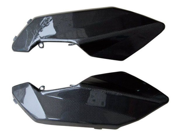 aprilia-shiver-under-tank-side-panels.jpg