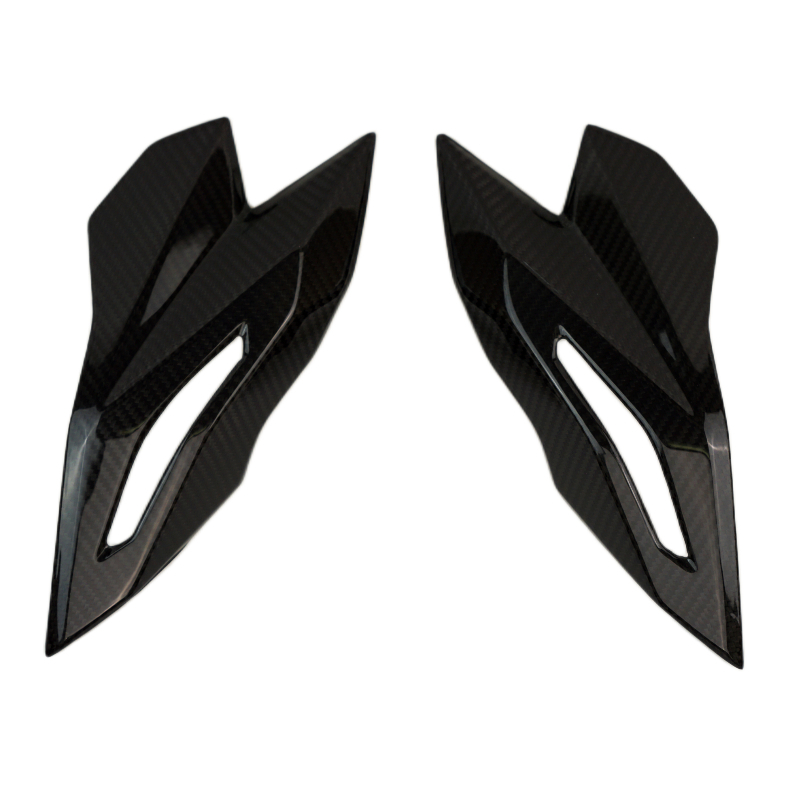 suzuki-gsx-8s-headlight-sides-7-.jpg suzuki-gsx-8s-headlight-sides-7-.jpg