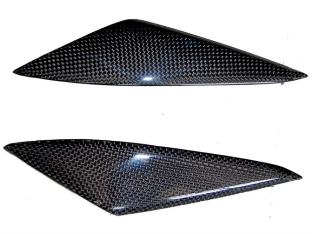 suzuki-gsxr1000-05-tank-side-covers.jpg