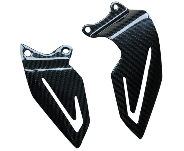 triumph-daytona-2013-heel-guards.jpg