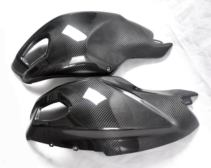 Tank Side Panels in 100% Carbon Fiber for Ducati Monster 696 / 796 / 1100 / EVO (Glossy/Plain)