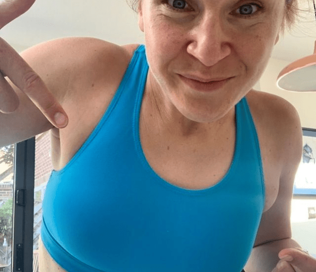 Wendy Sports Bra in Beige