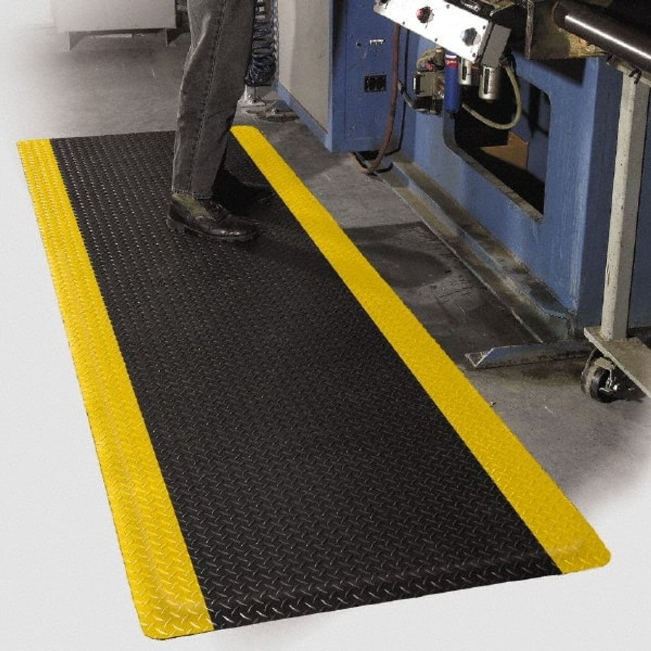  exproyzk Industrial Anti-Fatigue Mat 20mm Thick, Durable Vinyl  Sponge Comfort Mat, Non Slip Waterproof Floor Mats for Warehouses,  Factories, Garages (Color : Black Yellow, Size : 100x100cm) : Industrial &  Scientific