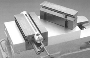 SnapJaws HORIZONTAL "VEE" JAWS - SN-6RHJ-15 SnapJaws HORIZONTAL "VEE" JAWS - SN-6RHJ-15