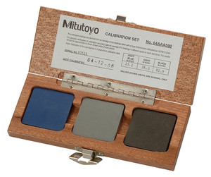 Mitutoyo Calibration Set for Shore A Scales with Nominal 20, 40 & 80 Blocks, w/ Mahogany Case - 64AAA590