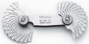 Mitutoyo 188-121 Metric Screw Pitch Gage 18 Leaves - 10-453-9
