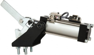 Gibraltar 500 Lb Inner Hold Capacity, Vert Mount, Air Power Hold-Down Toggle Clamp 1/8 NPT Port, 92° Bar Opening, 1.38" Height Under Bar GIB-AC12130ASMR - 77863587
