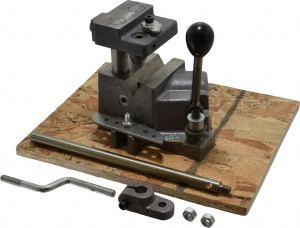 Heinrich 1/8 to 3/4" Vee Capacity, Manual Cross Hole Jig 9-1/4" Long x 6-1/16" Wide x 5-1/4" High, 5/16 & 1/2" ID of Furnished Liners 305-ASSEMBLY - 09137308