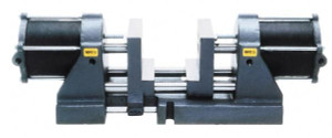 Heinrich 6" Jaw Width, 8-3/4" Max Jaw Opening, 4-17/32" Throat Depth, Air Self Centering Vise 3" Stroke Length, 26-1/2" OAL x 9" OAW x 8-7/8" OAH DA-6600-SC - 97440168
