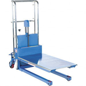Vestil 400 Lb Capacity Portable Hydraulic Hefty Lift Table 3-1/2" Lift Height, 40" Platform Length x 23" Platform Width HYD-5-EP - 64040942