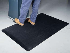 Wearwell 3 ft. Long x 2 ft. Wide x 7/8" Thick Dry Environment Medium Duty Anti-Fatigue Matting Ribbed Pattern, Black with Yellow Borders, Vinyl Surface with Vinyl Sponge Base, Beveled on 4 Sides 431.78X2X3BYL - 73065724
