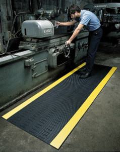 Wearwell 30 ft. Long x 2 ft. Wide x 3/8" Thick Dry/Wet Environment Medium Duty Anti-Fatigue Matting Rough Pattern, Black, Vinyl Surface with Vinyl Base, Beveled on 4 Sides 475.38230SLTBK - 89863005