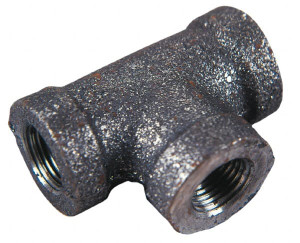 B&K Mueller Size 1-1/2 x 1-1/4", Class 150, Malleable Iron Black Pipe Reducing Tee 150 psi, Threaded End Connection 520-776HC - 62149240