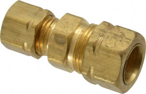 Parker Hannifin 3/8 x 1/4" Tube OD Brass Compression Tube Union Comp x Comp Ends, 1,400 Max psi, -65 to 250°F 62CA-6-4 - 63034326