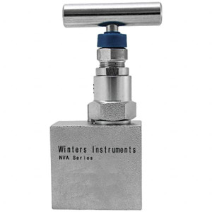 Value Collection 1/4" Pipe, Angled Hard Seat Needle Valve FNPT x FNPT Ends, Grade 316 Stainless Steel Valve, 10,000 Max psi NVA9020 - 00075804