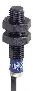 Telemecanique Sensors PNP, 2.5mm Detection, Cylinder, Inductive Proximity Sensor 3 Wires, IP67, 12 to 24 VDC, M8x1 Thread, 33mm Long XS4P08PA340 - 69532836