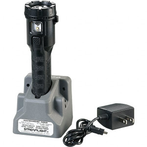 Streamlight Polymer Resin Industrial/Tactical Flashlight 275 Lumens, 810 min Runtime, White LED Bulb, Black Body, 1 Lithium-Ion Battery Included 68733 - 98069644