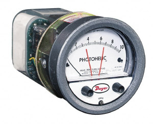 Dwyer Instruments 35 Max psi, 2% Accuracy, NPT Thread Photohelic Pressure Switch 1/8 Inch Thread, 15 Maximum PSI, 120°F Max A3215 - 00497594