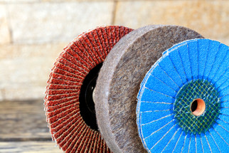 How to Choose the Right Abrasive Disc for Metalworking Applications