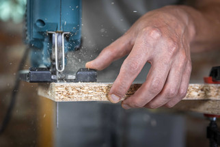 3 Advantages of Using a Vertical Band Saw