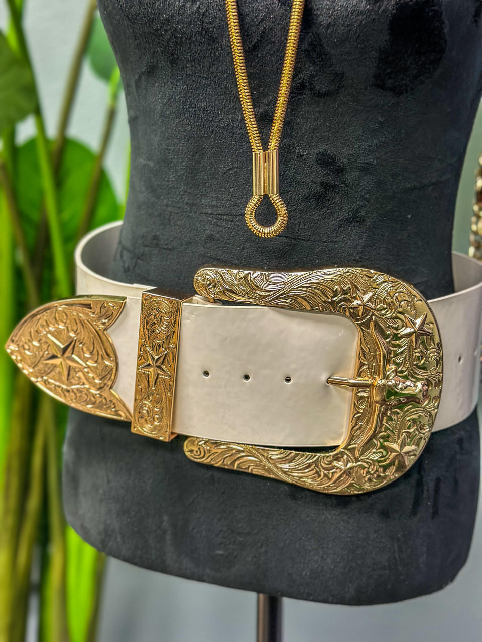 gold belt buckle cowboy