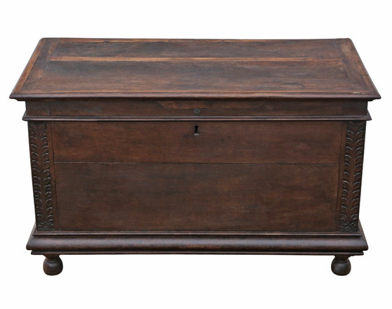 Antique Large 18th Century European Oak Coffer / Mule Chest – Fine Quality