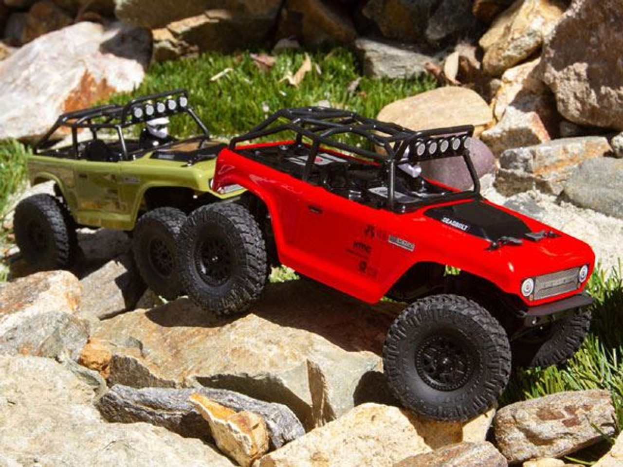 SCX24 Deadbolt 1/24th Scale Elec 4WD - RTR, GREEN AXI90081T2