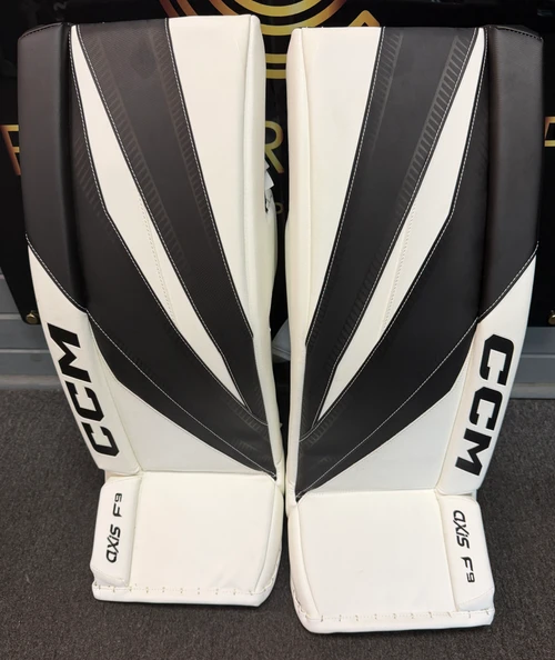 CCM Axis F9 BLACK/WHITE Intermediate Goalie Pads DEMO