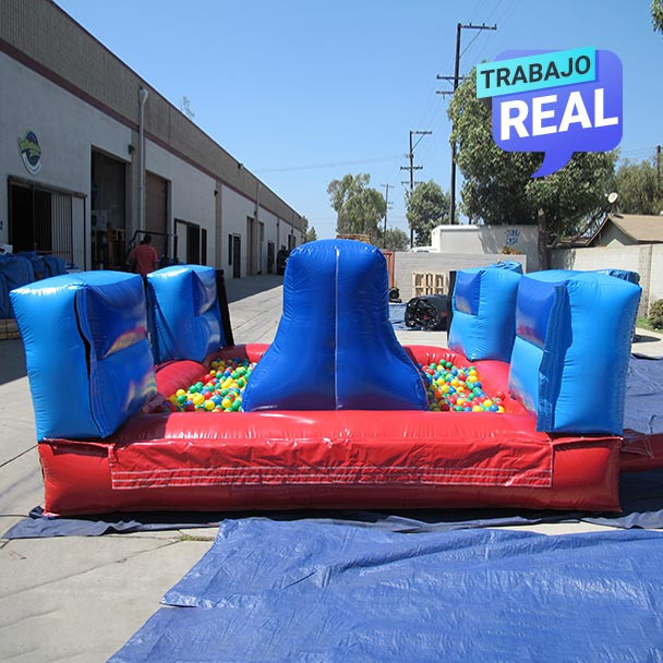 Inflables para eventos con Sección Barricada