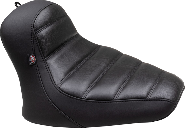 Mustang Runaround Seat - Solo - Black - Tuck-N-Roll - Chief '22-'24 88200