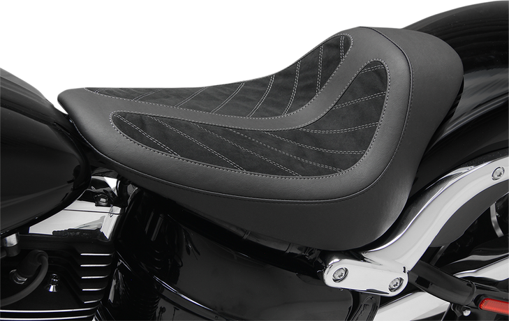 Mustang Kodlin Solo Seat - Black - Fxsb '13-'17 76276