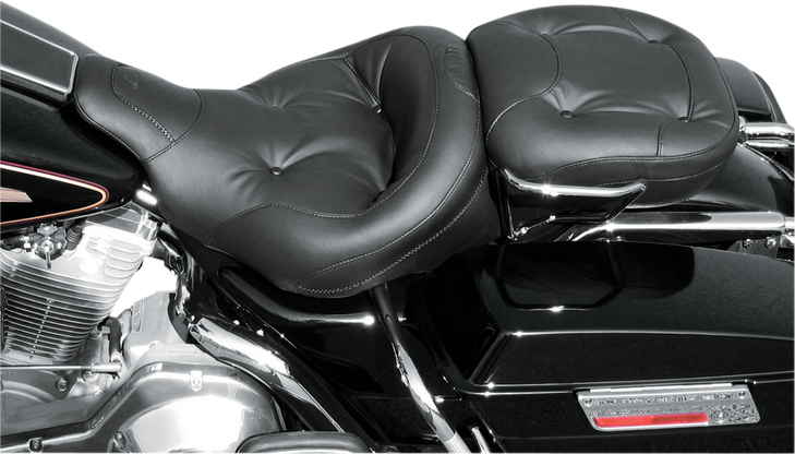 Mustang Regal Wide Touring Seat - Flh/Flt '97-'07 75537