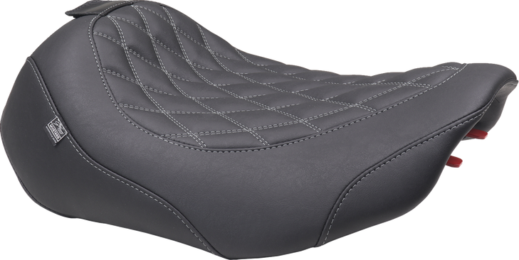 Mustang Wide Tripper Seat - Solo - Dark Brown/Gun Metal Stitching - Flt/Flh '23-'25 89503Gm