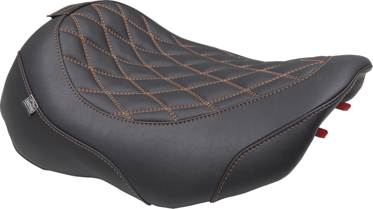 Mustang Wide Tripper Seat - Solo - Dark Brown/Mandarin Orange Stitching - Flt/Flh '23-'25 89503Mo