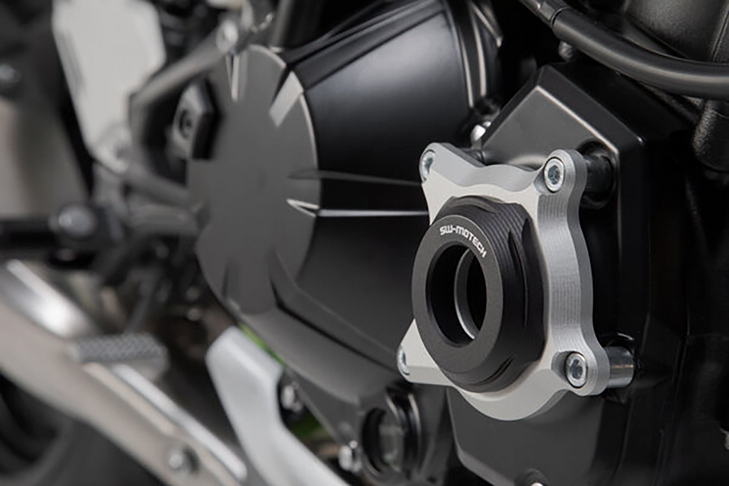 Engine Case Protector - Black/Silver - Kawasaki - Z900 Mss.08.868.10000