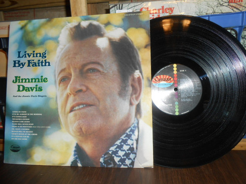Jimmie Davis And The Jimmie Davis Singers - Living By Faith (LP, Album)