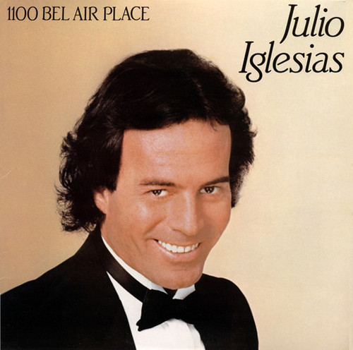 Julio Iglesias - 1100 Bel Air Place - Columbia - QC 39157 - LP, Album 880443021