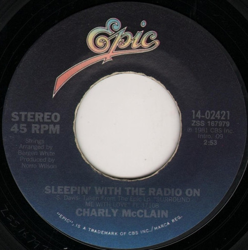 Charly McClain - Sleepin' With The Radio On (7", Single, Styrene, Ter)