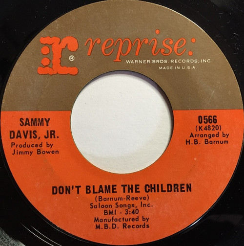 Sammy Davis Jr. - Don't Blame The Children / She Believes In Me (7", Single)