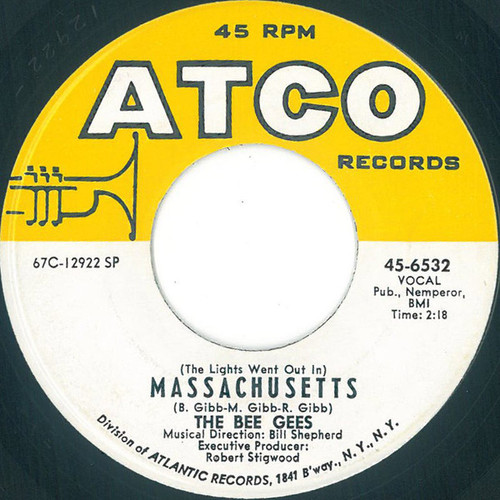 Bee Gees - (The Lights Went Out In) Massachusetts - ATCO Records - 45-6532 - 7", Single, SP  1160504342