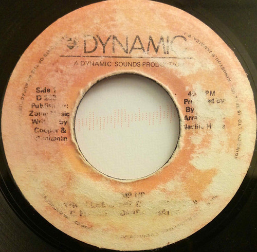 Byron Lee And The Dragonaires - Jump Up - Dynamic Sounds - D 233 - 7" 1198616002