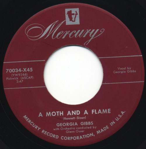 Georgia Gibbs - A Moth And A Flame / The Photograph On The Piano (7", Single)