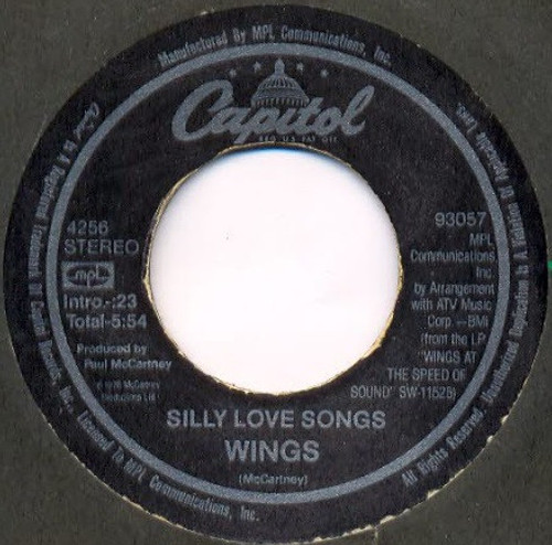 Wings (2) - Silly Love Songs / Cook Of The House - Capitol Records, MPL (2) - 4256 - 7", Single, RE, Win 1222410228